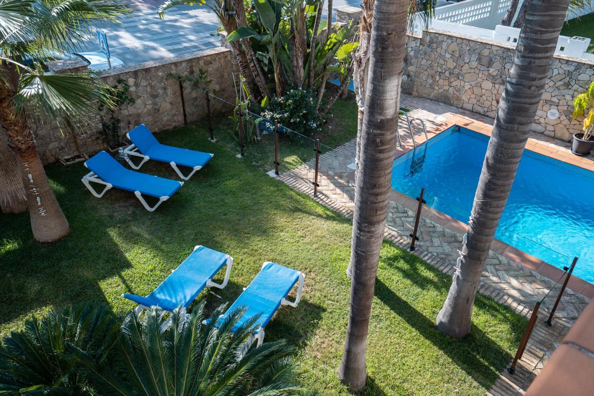 Hotel Azalea Playa Chiclana de la Frontera Exterior foto